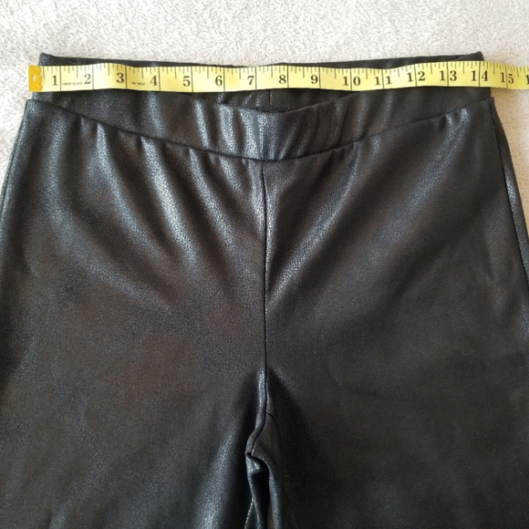 VERO MODA Black Faux Snakeskin Coated Leggings - Picture 8 of 16